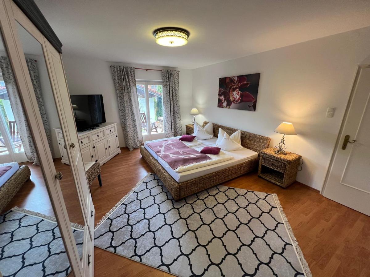 Alpen Suite Tegernsee - Grosse Sonnenterasse Und Idyllischer Garten Bad Wiessee Eksteriør bilde